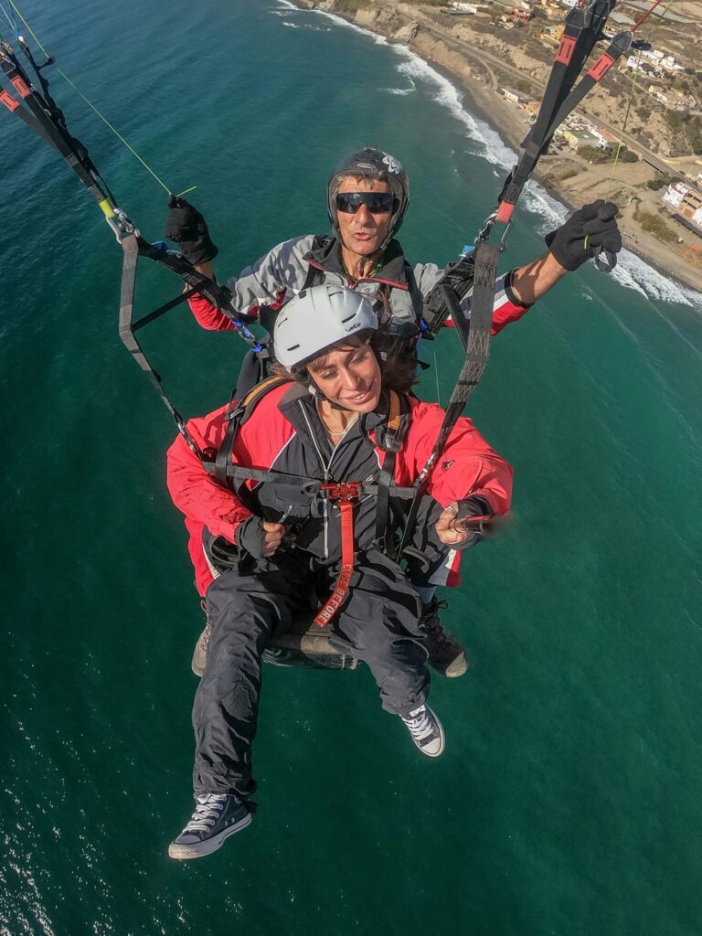 Lo que te espera en los vuelos biplaza en parapente en Almería